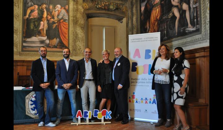 Conferenza stampa di presentazione di A BI BOOK - Festival della letteratura per la prima infanzia Conferenza stampa di presentazione di A BI BOOK - Festival della letteratura per la prima infanzia